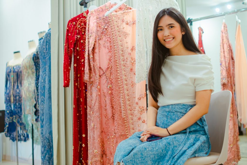 Gambar News @ Desainer Muda Berbakat Indonesia Membuka Butik Baru di Bintaro