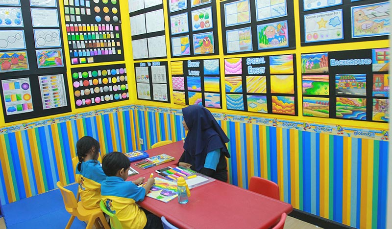 Gambar News @ Mengasah Kreativitas Anak Lewat Global Art Bintaro